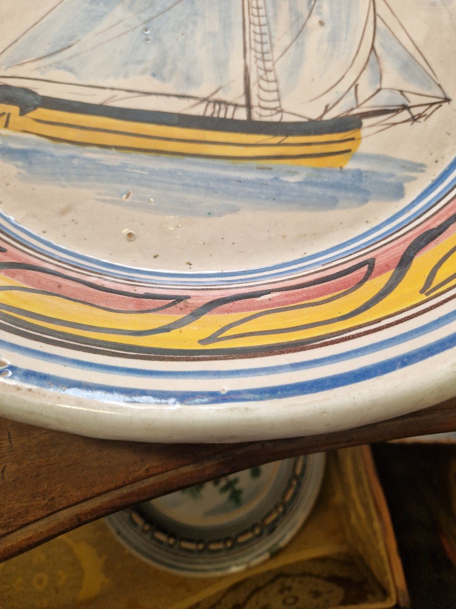 Large 19th Century Neapolitan Polychrome Majolica Plate -photo-1