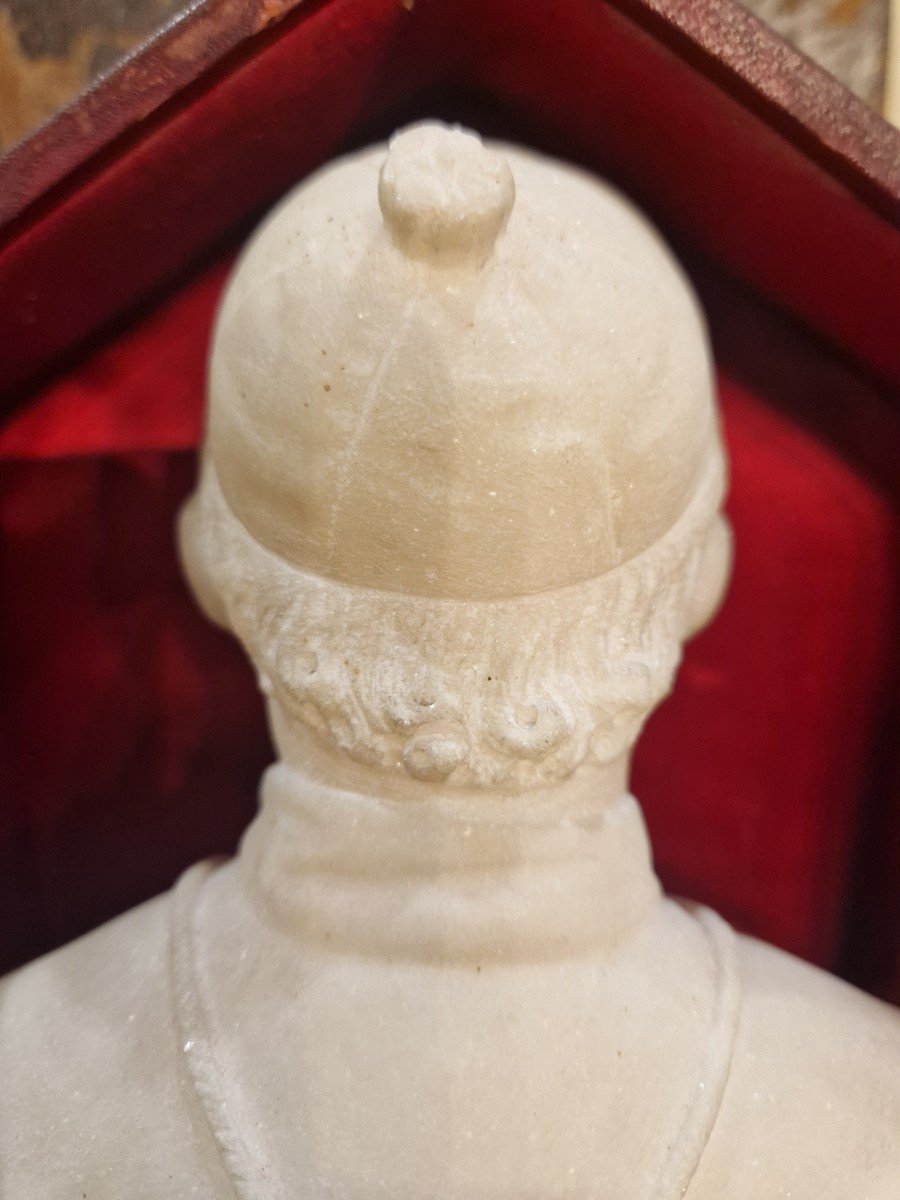 Sugar Marble Bust Depicting A 19th Century Prelate -photo-2