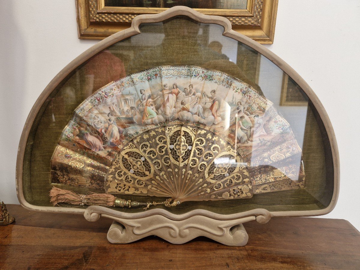 Antique Fan With Romantic Scenes From The Early Nineteenth Century-photo-4