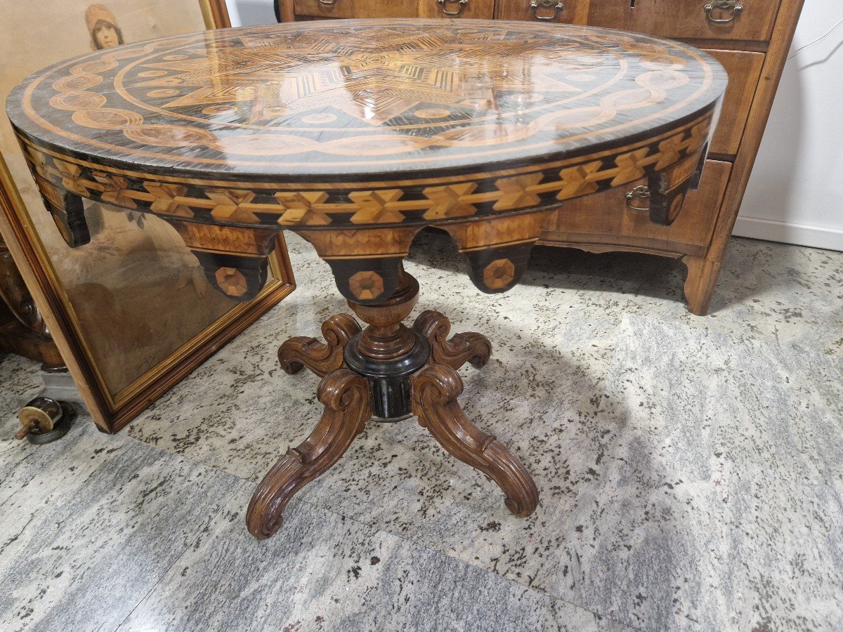 Finely Inlaid Round Table From Italy Or Germany, 19th Century-photo-2