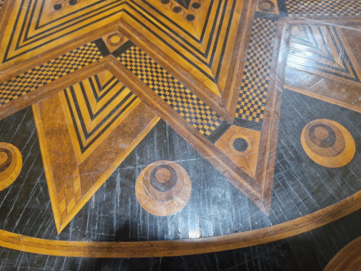 Finely Inlaid Round Table From Italy Or Germany, 19th Century-photo-3