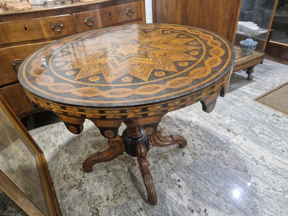 Finely Inlaid Round Table From Italy Or Germany, 19th Century-photo-7