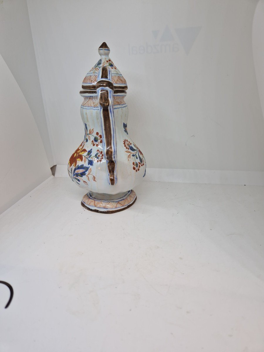 Faenza Ceramic  Coffee Maker Made In The First Half Of The Eighteenth Century-photo-2