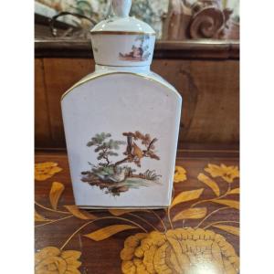 Zurich Porcelain Bottle (1763-1790), Signed