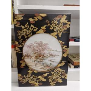 Japanese Porcelain Plaque From The Meiji Period With Shibayama Inlaid Frame 