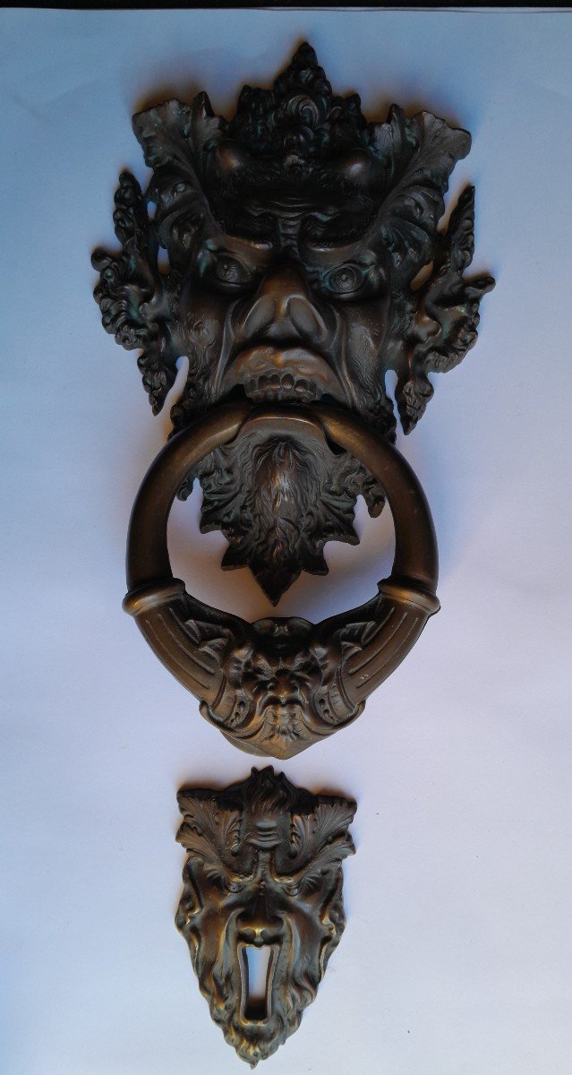 Monumental Bronze Door Knocker Decorated With The Green Man - Italy, XIXth Century - Complete-photo-2