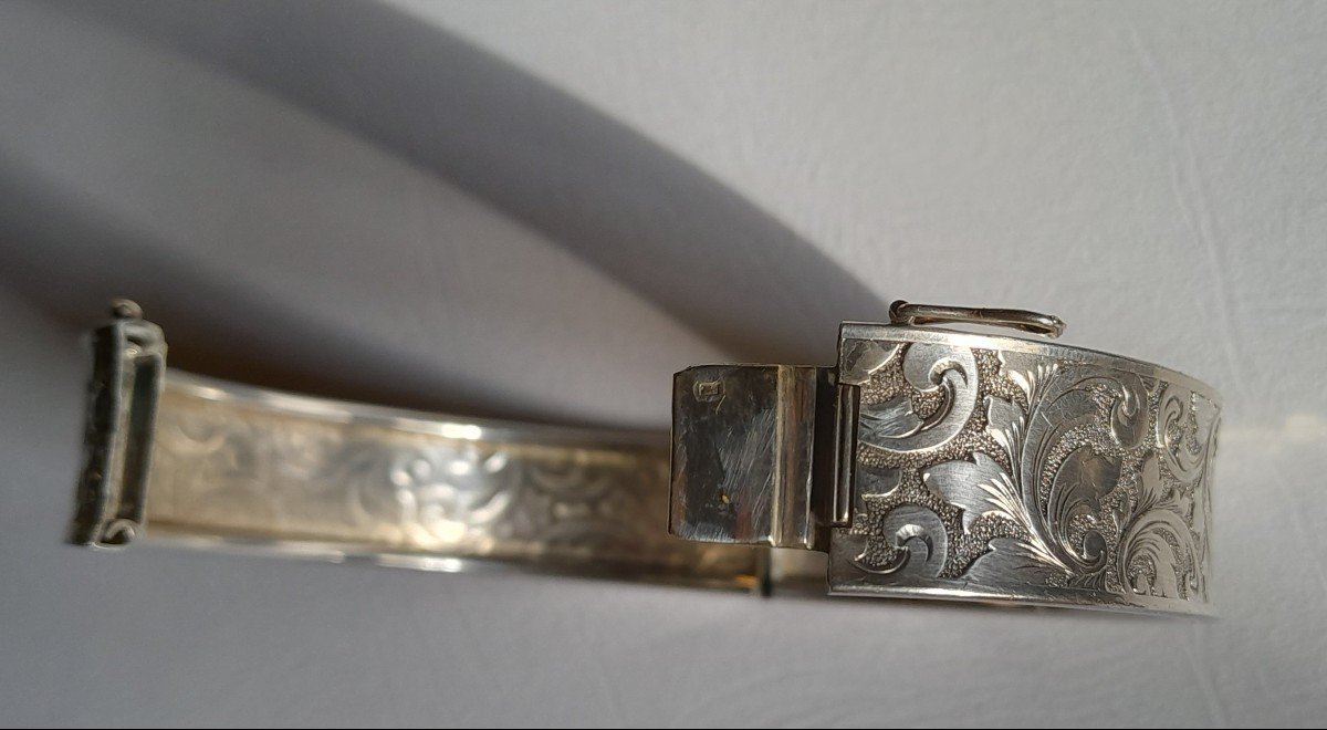 Art Nouveau Silver Bangle With Foliage Decor-photo-3