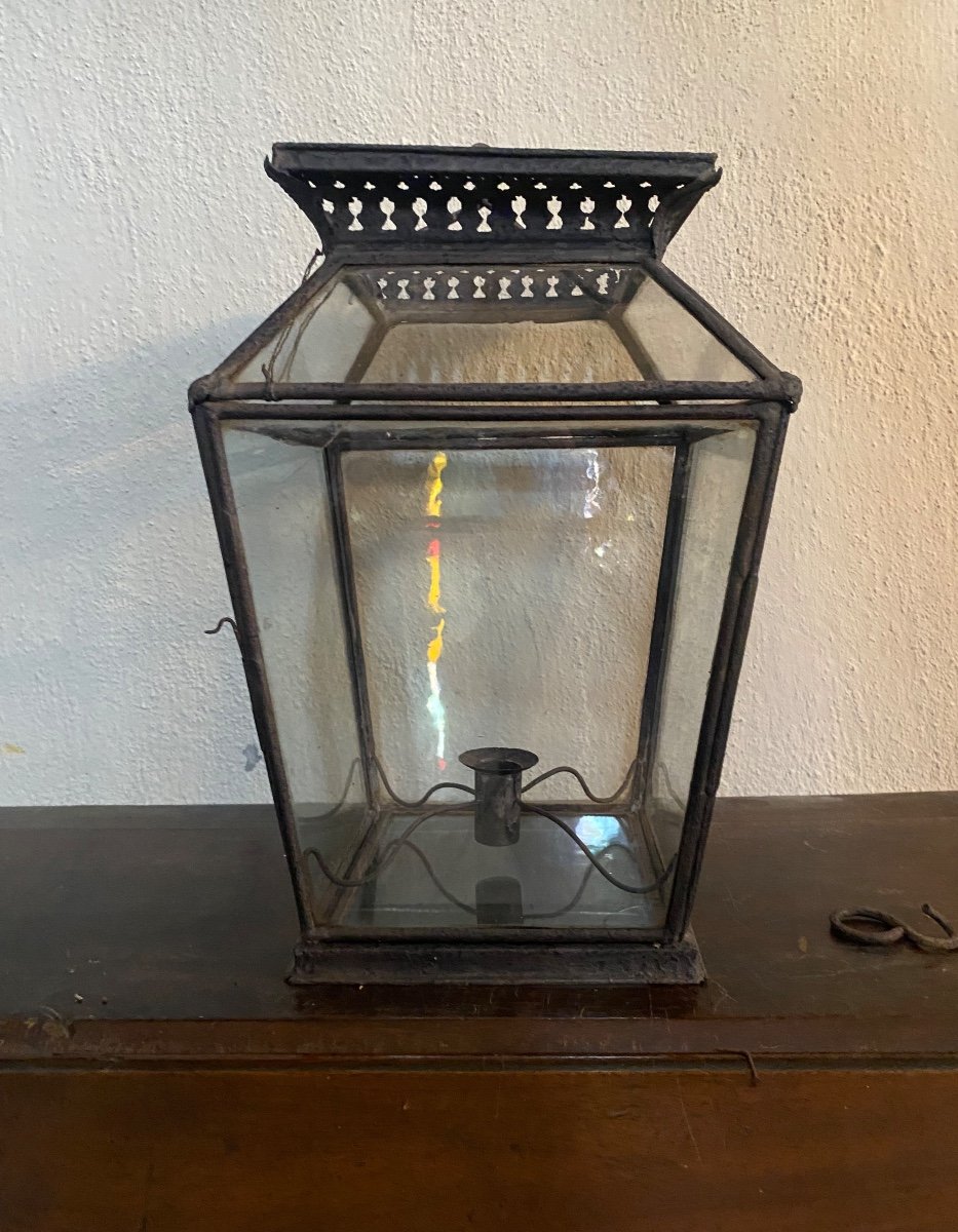 Old Lantern 