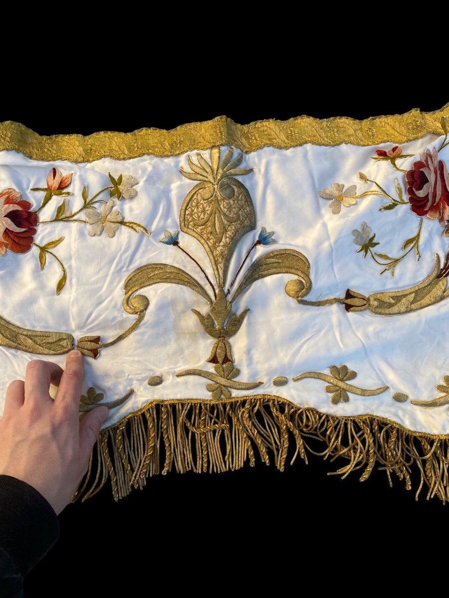 Silk Altar Cover From The 1700s. -photo-2