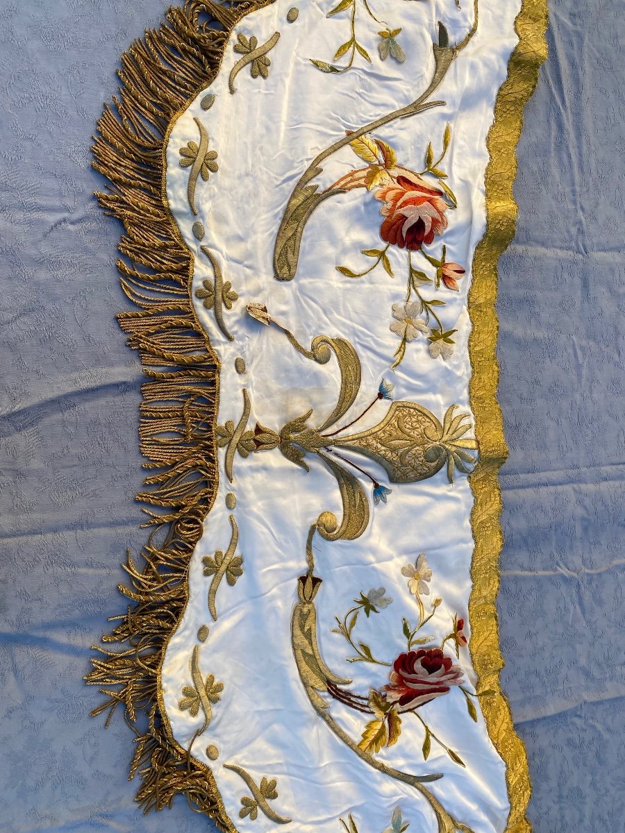 Silk Altar Cover From The 1700s. -photo-4