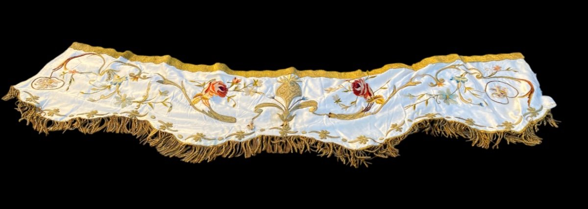 Silk Altar Cover From The 1700s. 