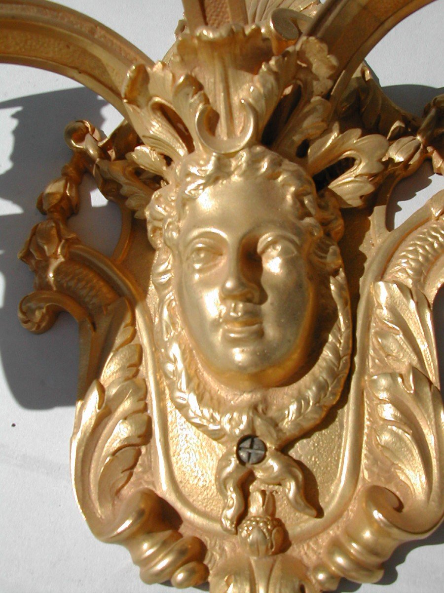 Paire d'Appliques Au Noeud De Ruban, Style Louis XIV, Bronze Ciselé Et Doré-photo-2