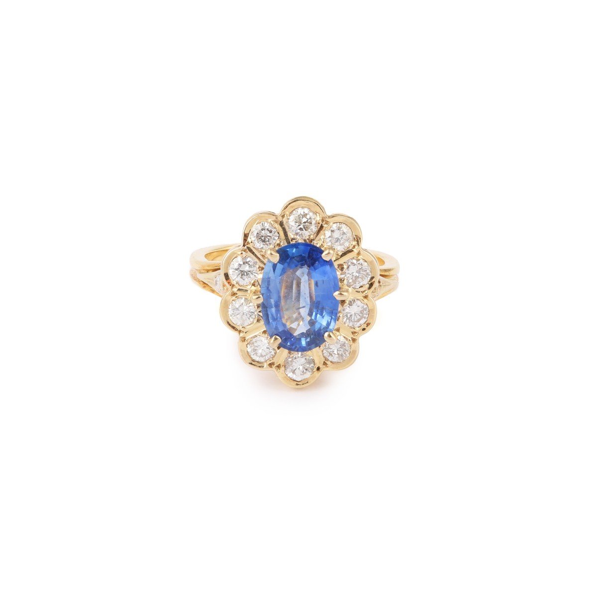 2.10 Carats Sapphire Diamonds 18 Carats Yellow Gold Pompadour Ring