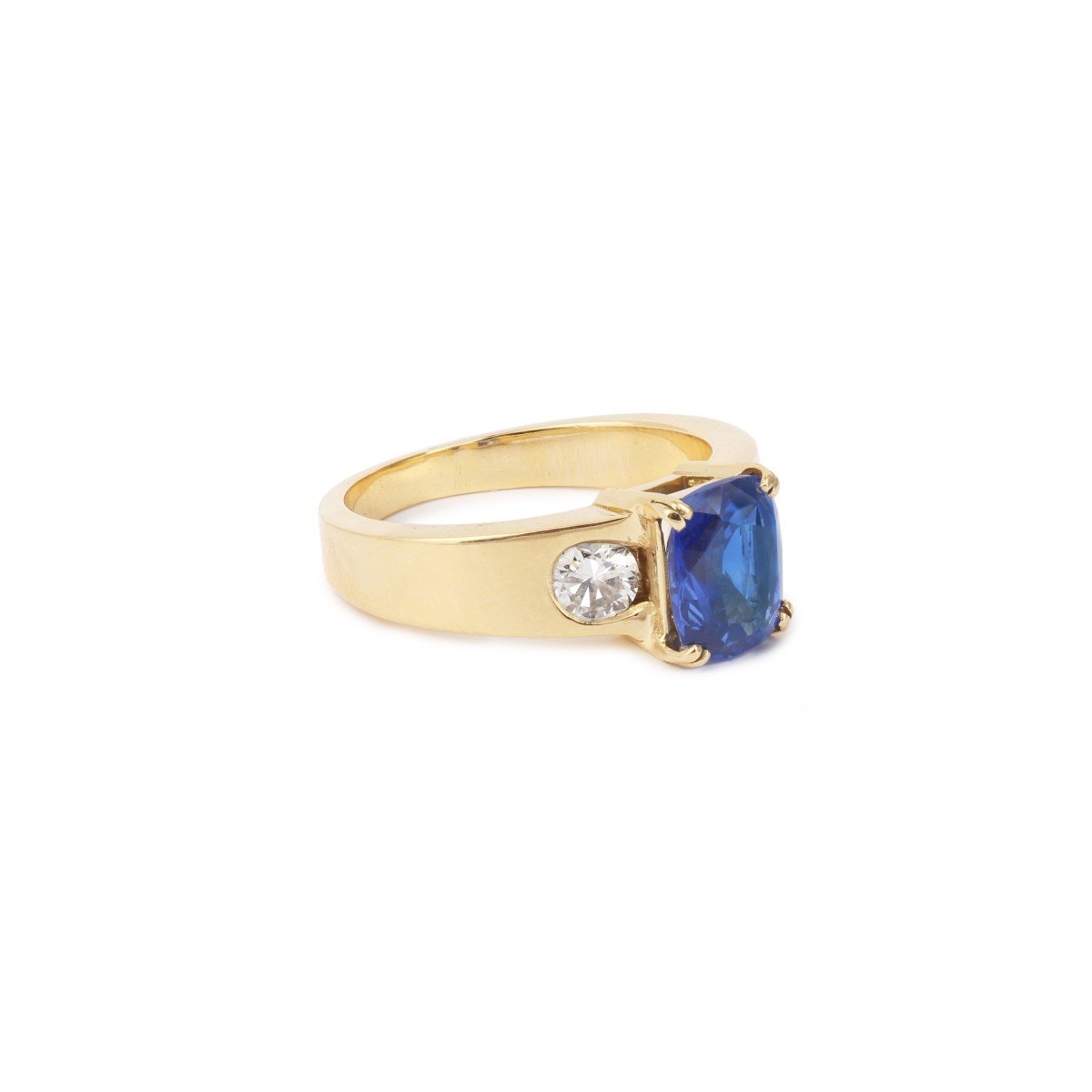 2.66 Carats Sapphire Diamonds 18 Carats Yellow Gold Ring-photo-4