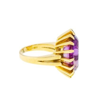 14 Carats Amethyst 18 Carats Yellow Gold Cocktail Ring-photo-2