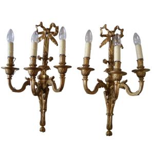 A Pair Of Louis XVI Style Giltbronze Ribbon Sconces