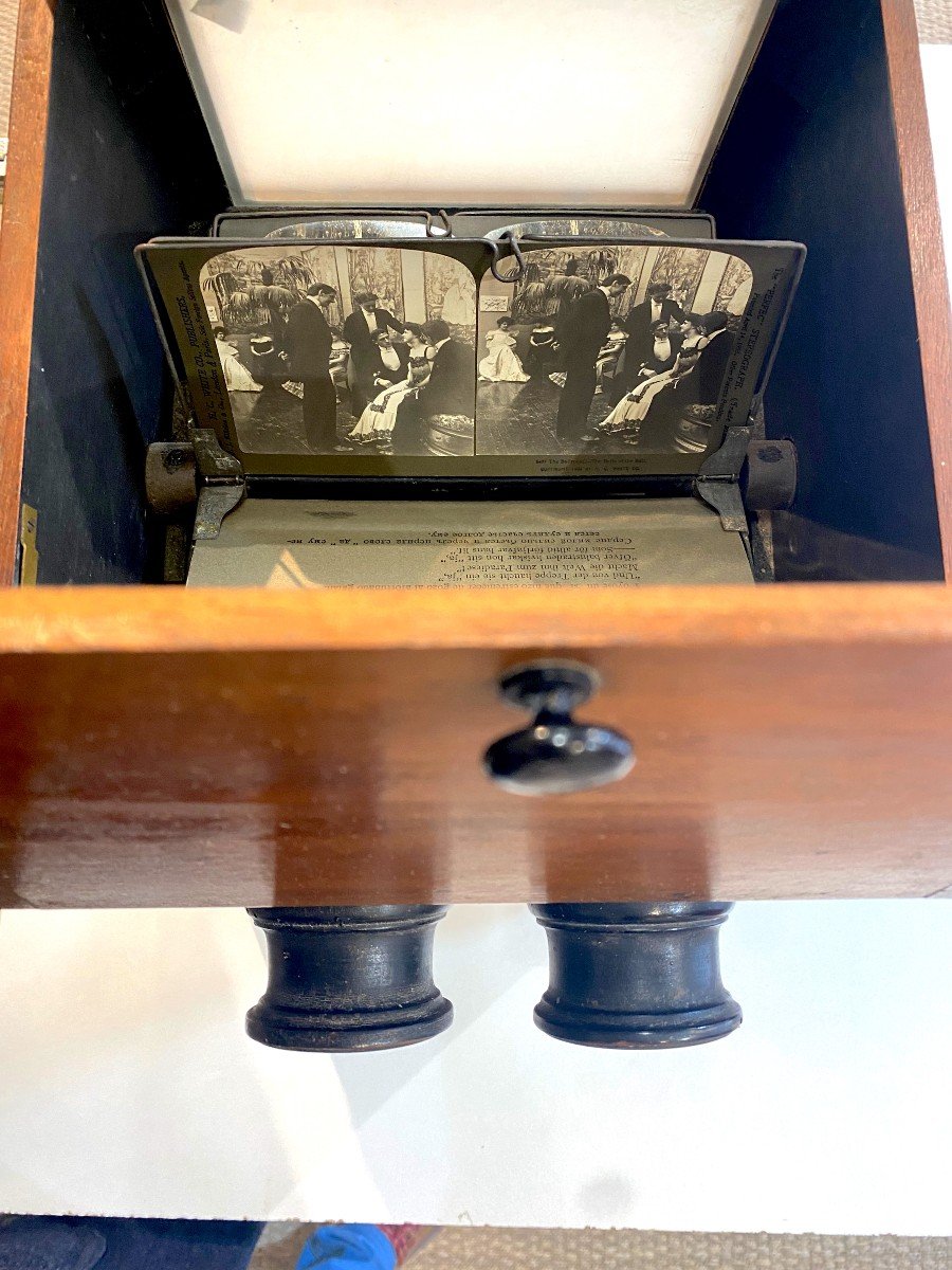 Mahogany Viewer Terminal And 12 “gallant Scenes” Views-photo-1