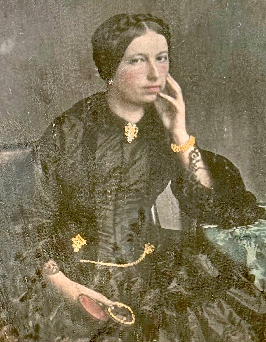 Daguerreotype "portrait Of A Woman" Enhanced In Its Union Case-photo-4