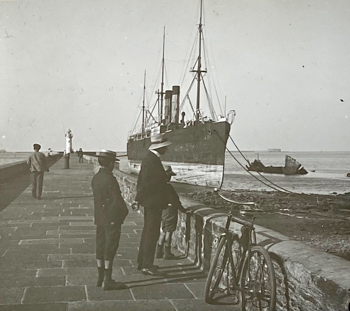 Glass Plate Stereoscopic View "la France Ocean Liner Being Demolished" C.1910