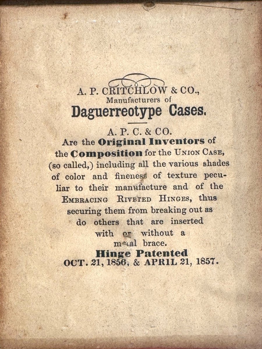 Daguerreotype Smiling Man, Union Case Apcritchlow & Co C.1860-photo-3