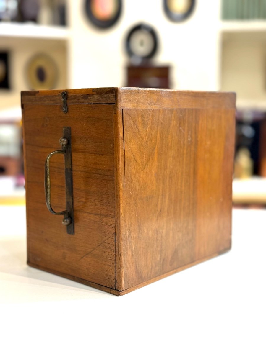 Varnished Wooden Box Containing 20 Glass Plates C. 1920-photo-2