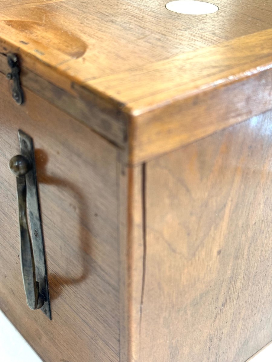 Varnished Wooden Box Containing 20 Glass Plates C. 1920-photo-1