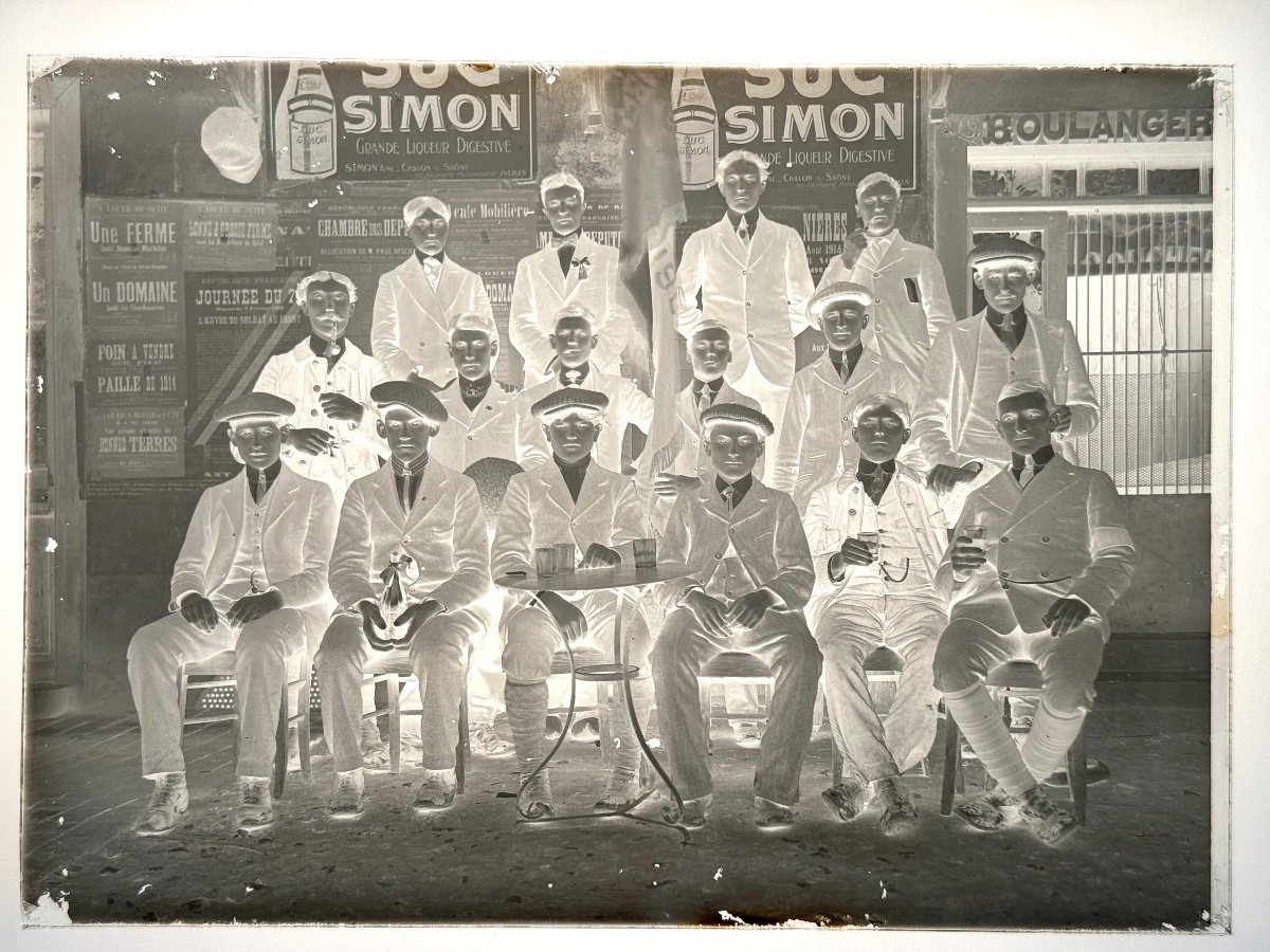 Varnished Wooden Box Containing 20 Glass Plates C. 1920-photo-7