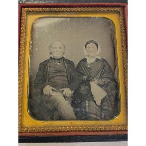 Daguerreotype "couple" In Its Pinchbeck-set Union Case