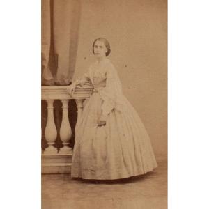 Emilie Webb, Photographer And Activist Cdv By Désiré Lagriffe Circa 1860