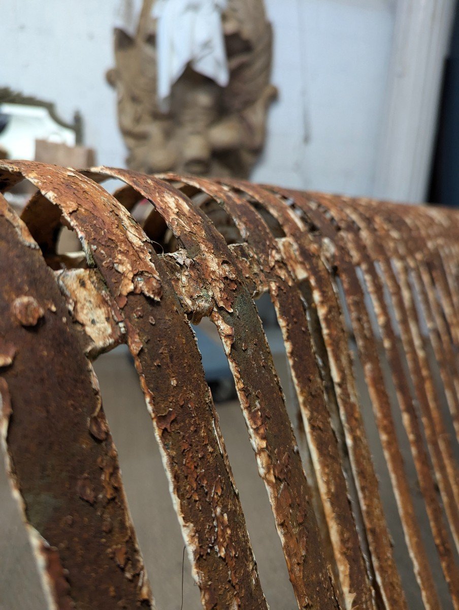 Castle Park Bench In Riveted And Cast Iron-photo-3