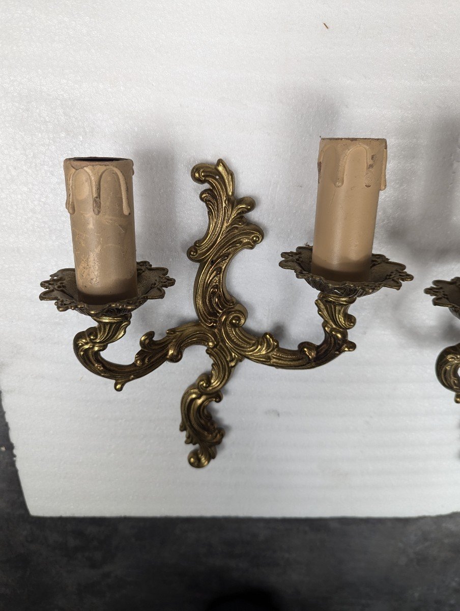 Small Pair Of Louis XV Rocaille Style Bronze Wall Lights-photo-1