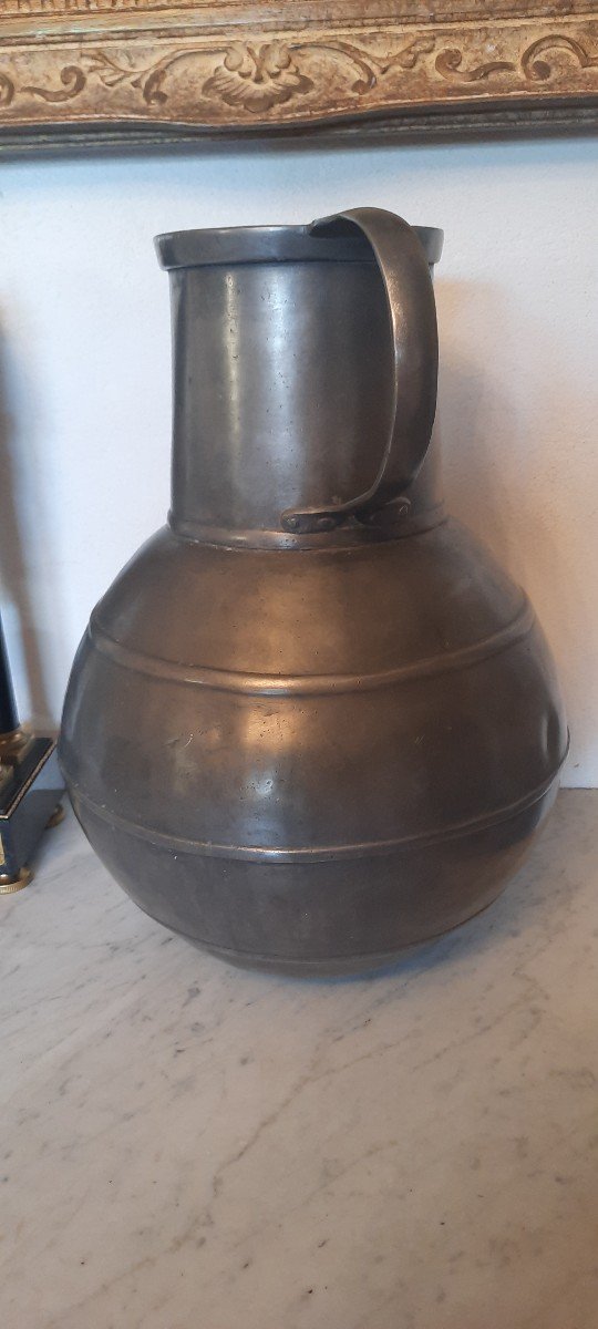 Important Pewter Jug -photo-3