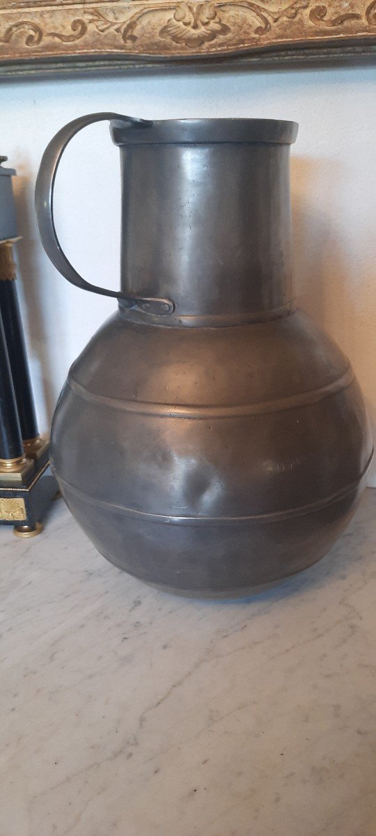 Important Pewter Jug -photo-4