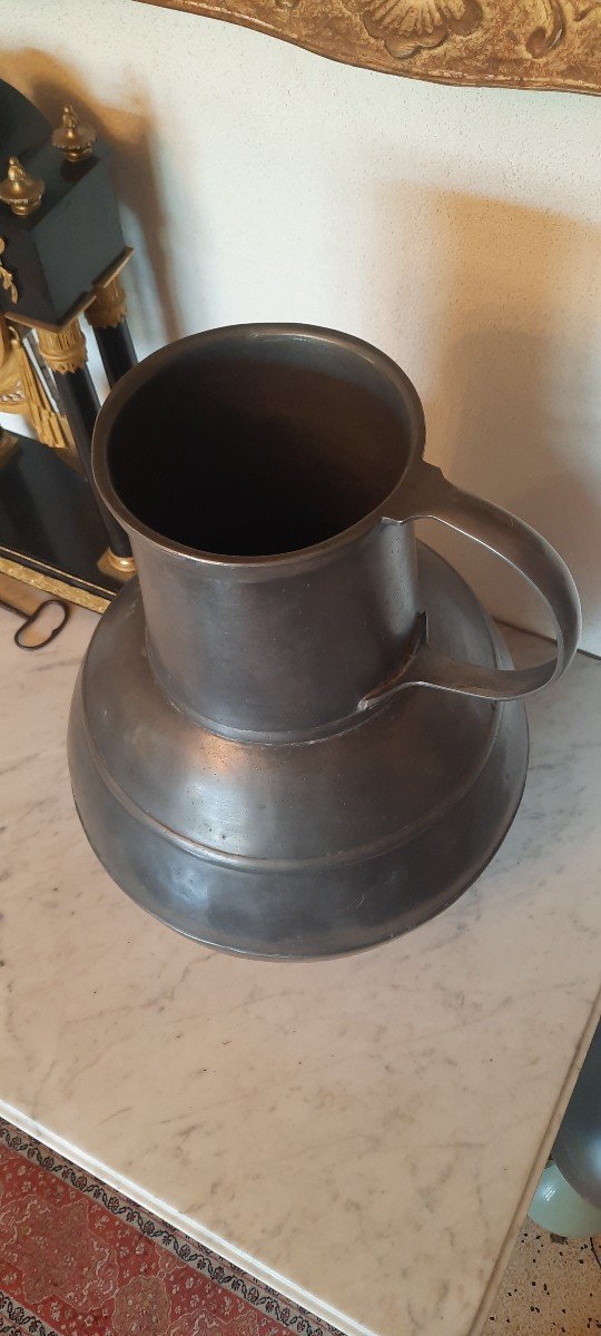 Important Pewter Jug -photo-5