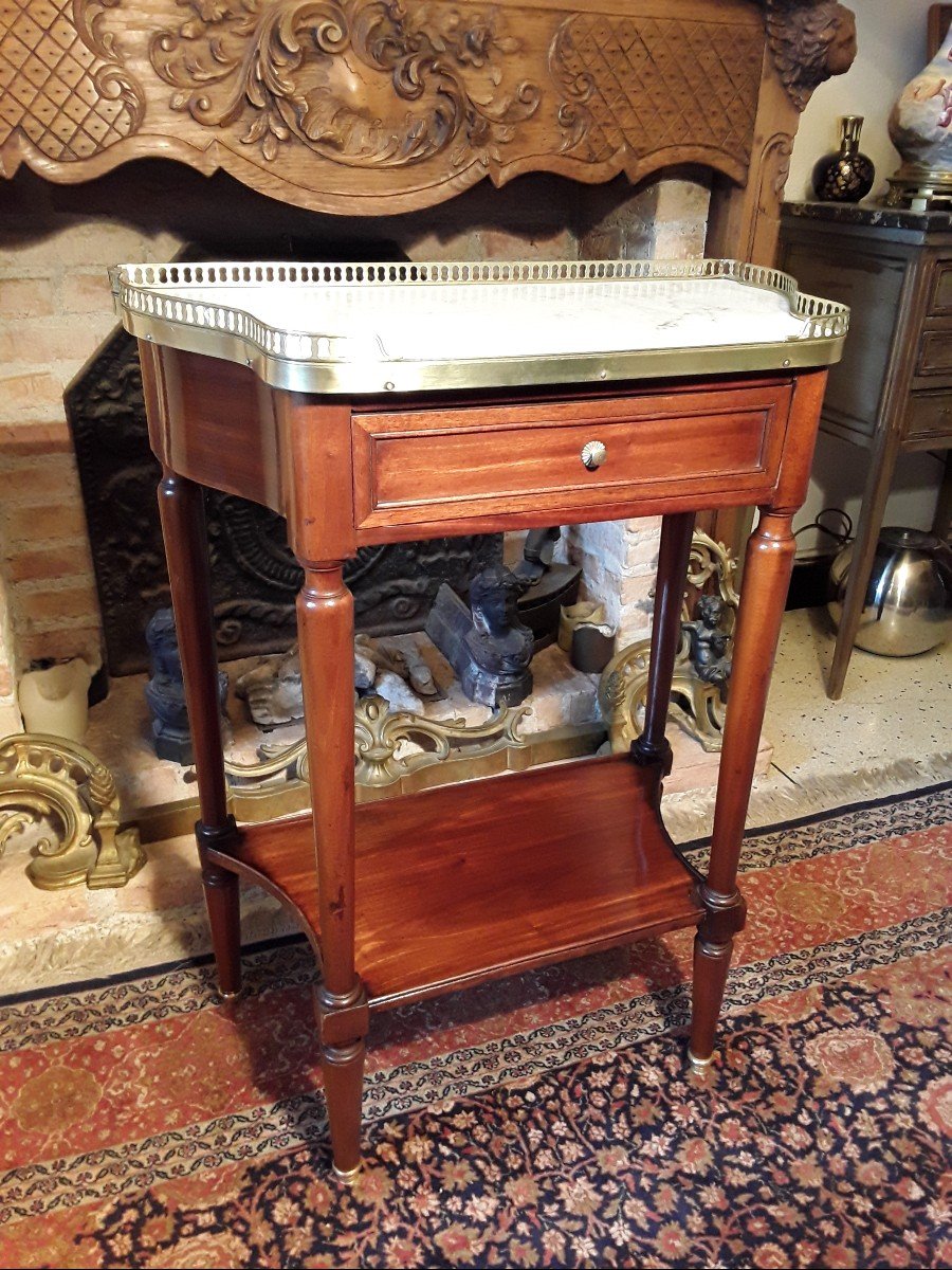 Louis XVI Period Mahogany Console-photo-3