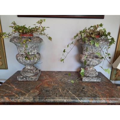 Pair Of Medici Vases In Stone Eighteenth Century