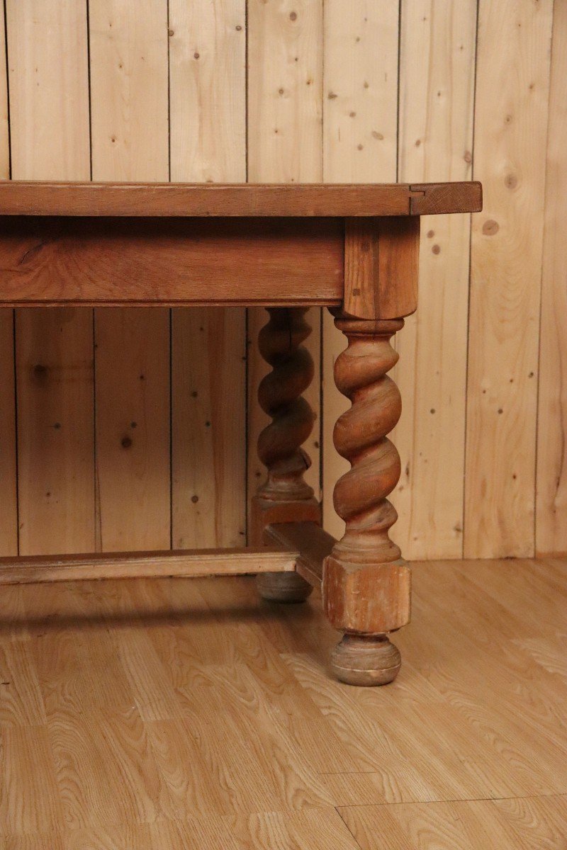 Large Farmhouse Table With Twisted Legs-photo-3