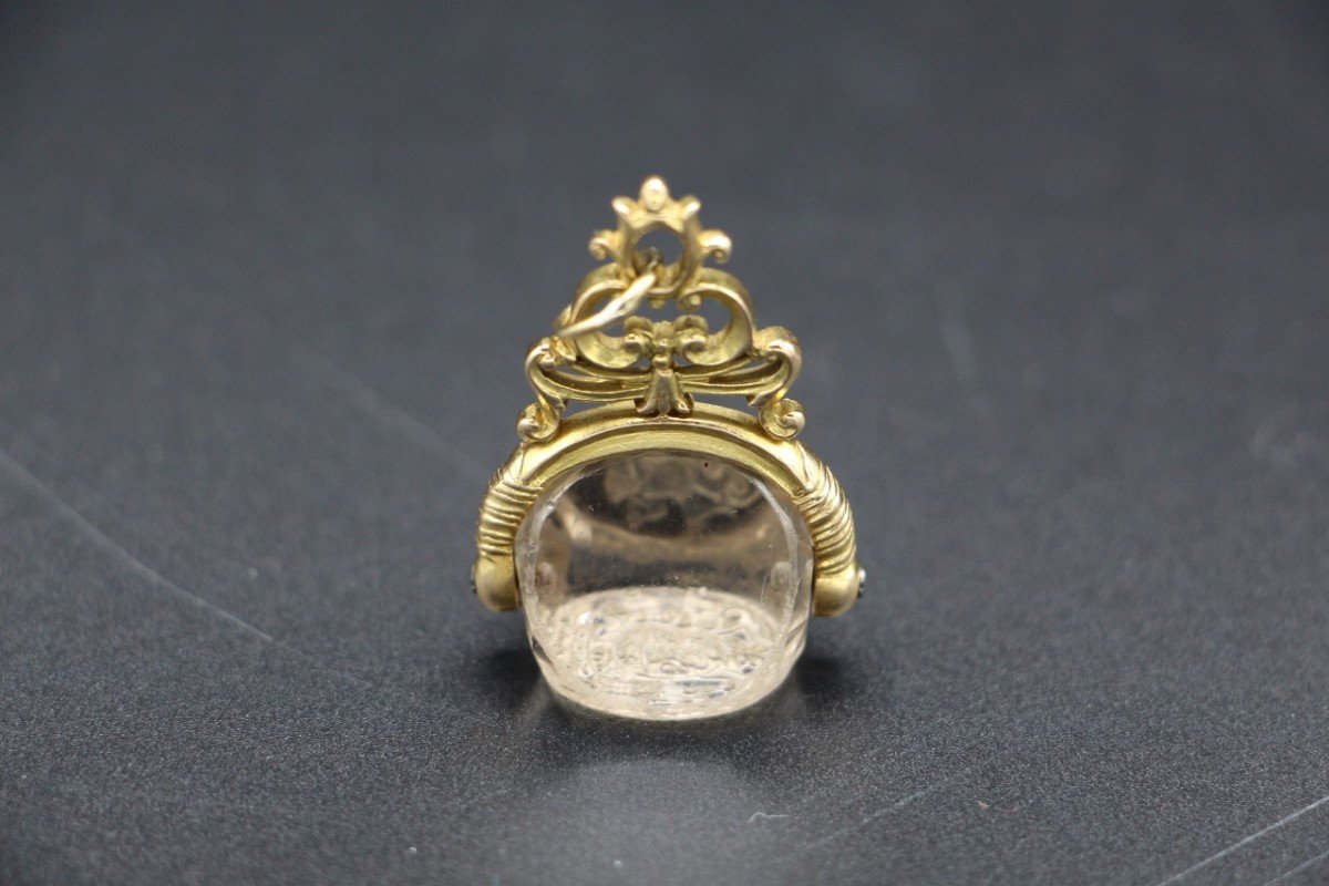 18th-19th Century Rock Crystal And Gold Coat Of Arms Seal Pendant-photo-3