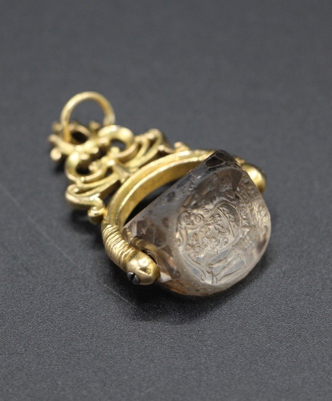 18th-19th Century Rock Crystal And Gold Coat Of Arms Seal Pendant