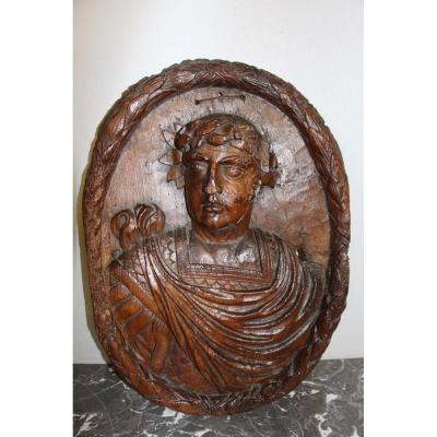 Large Bas Relief In Carved Walnut From The XVIIth Representing A Roman Emperor