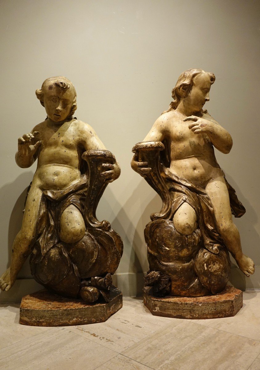 Paire de grandes statues baroques , Allemagne ou Bohème-Moravie, 17e s.