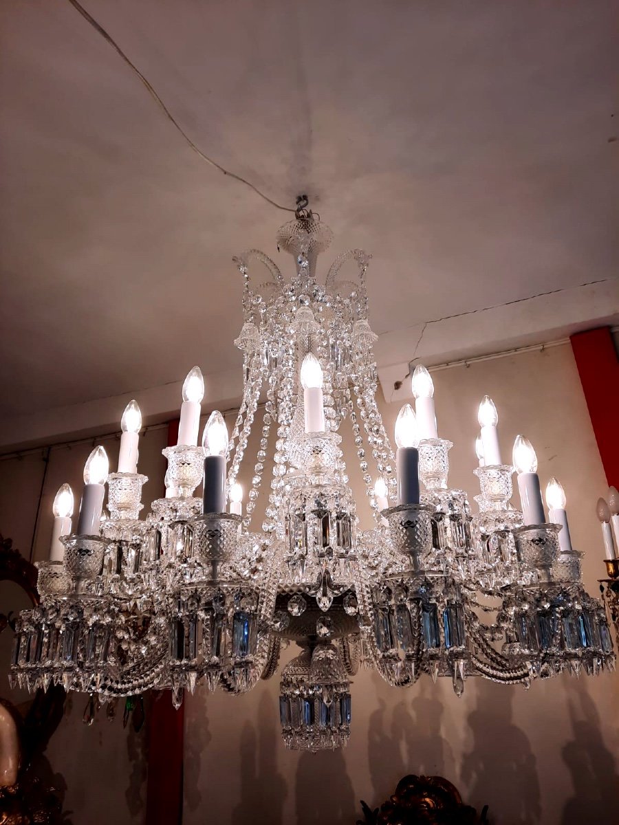 Baccarat Crystal Chandelier 24 Lights, Signed. Model Created By Philippe Starck. Twentieth Century-photo-2