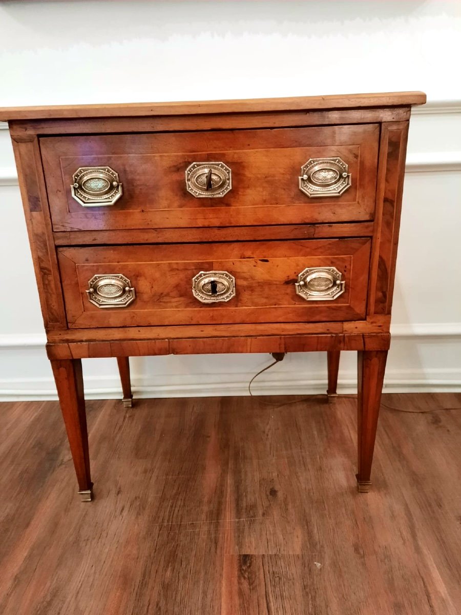 Small Chest Of Drawers In Walnut Veneer. Directoire Period. Circa 1820. Rhone Valley. 19th Century