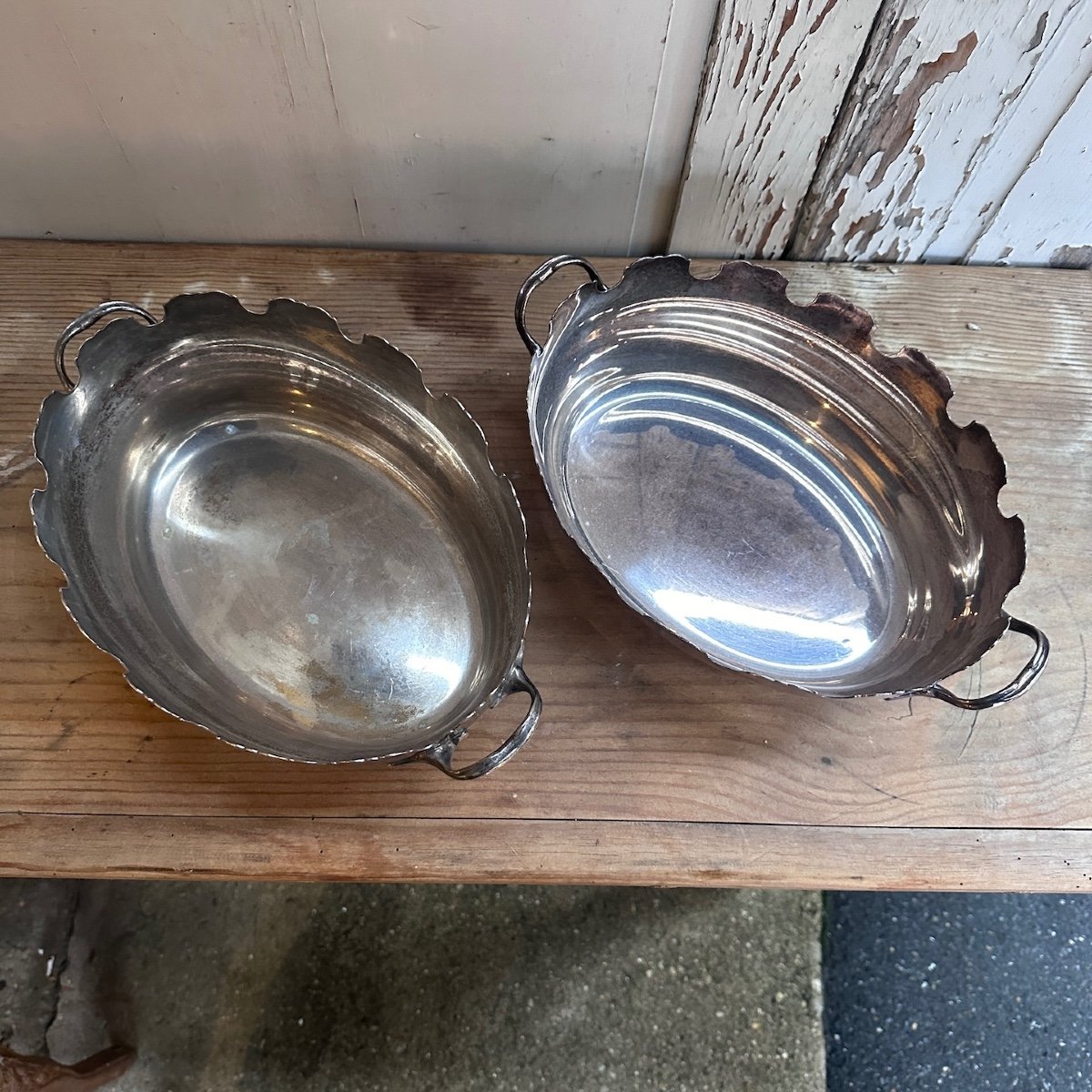 Pair Of Silver Metal Coolers / Glass Cans-photo-1