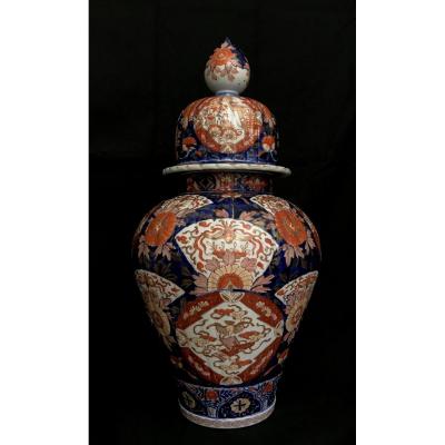 Grand Vase/ Pot Couvert Imari XIX Eme 