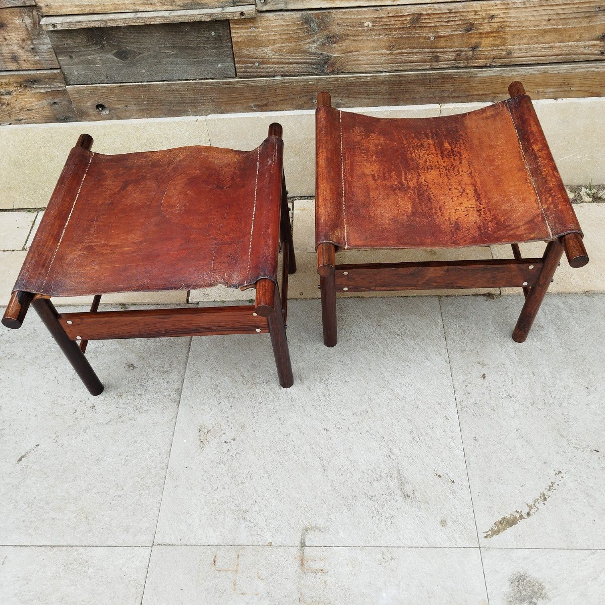 Rare Paire De Fauteuils Et Ottomans De Jorge Zalszupin, Circa 1960-photo-1