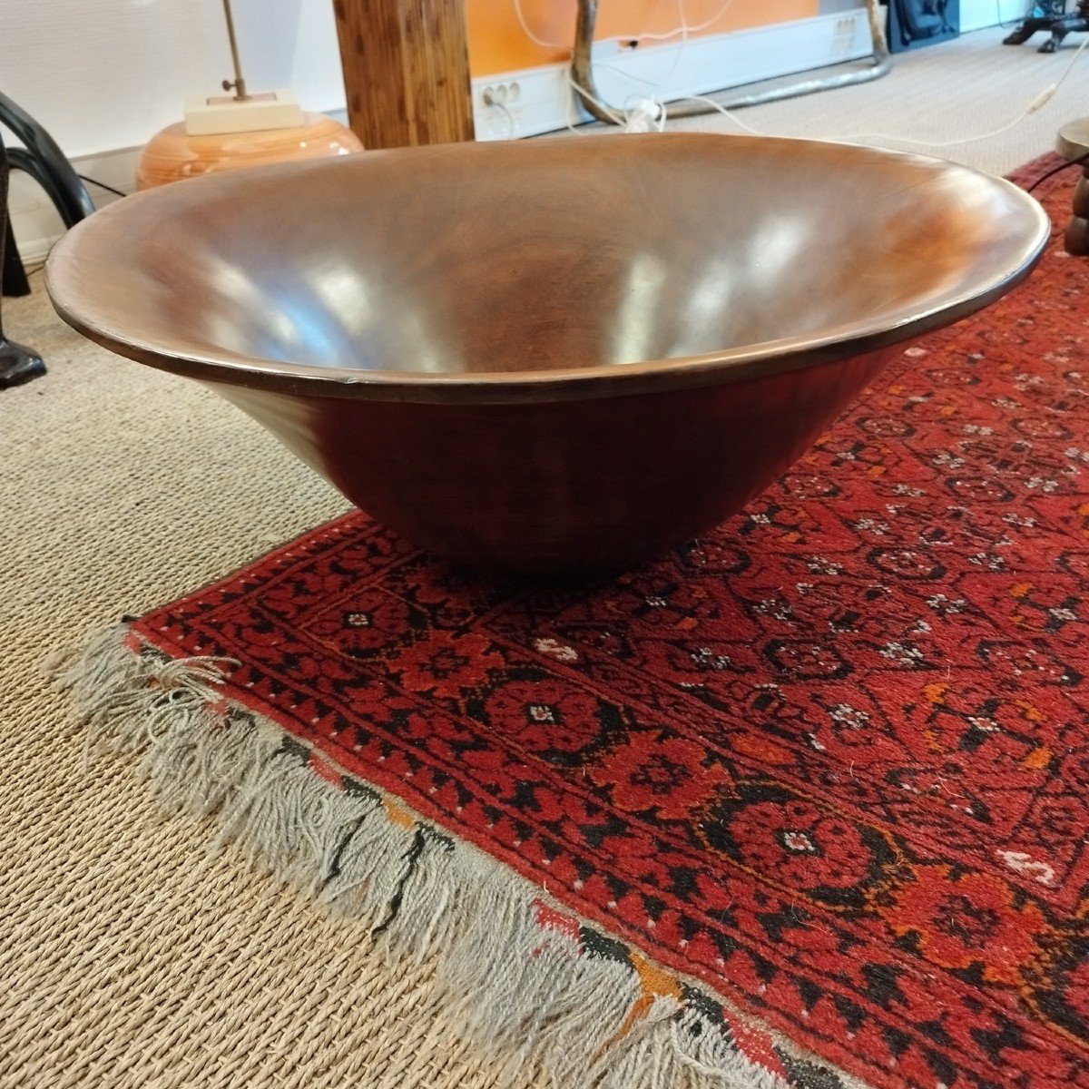 Imposing One-piece Carved Wooden Bowl-photo-2