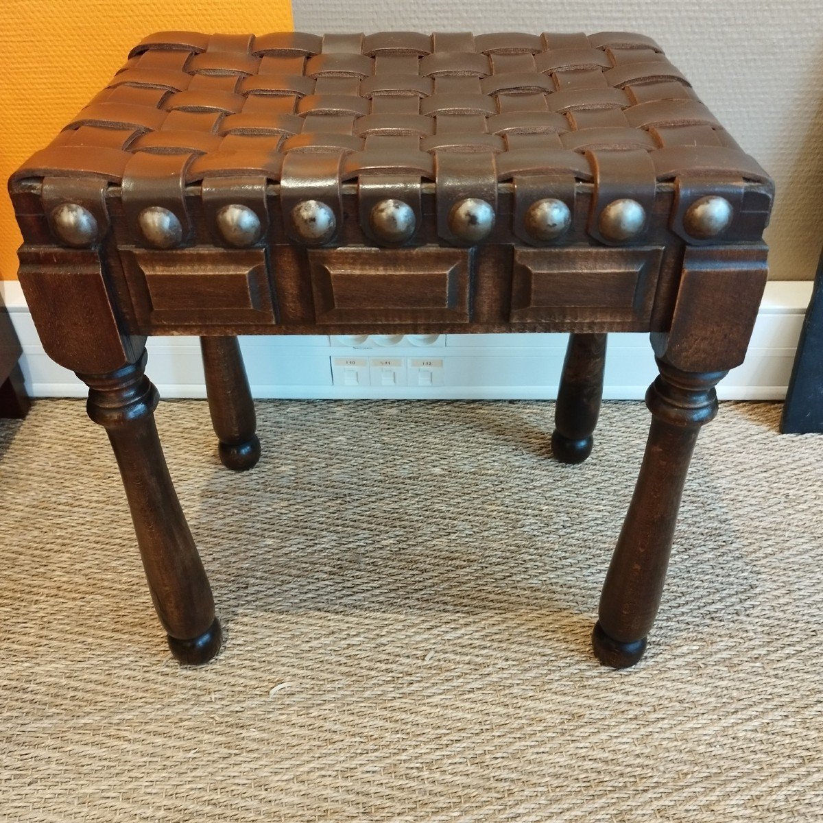 Tabouret En Bois Et Cuir Tressé-photo-2