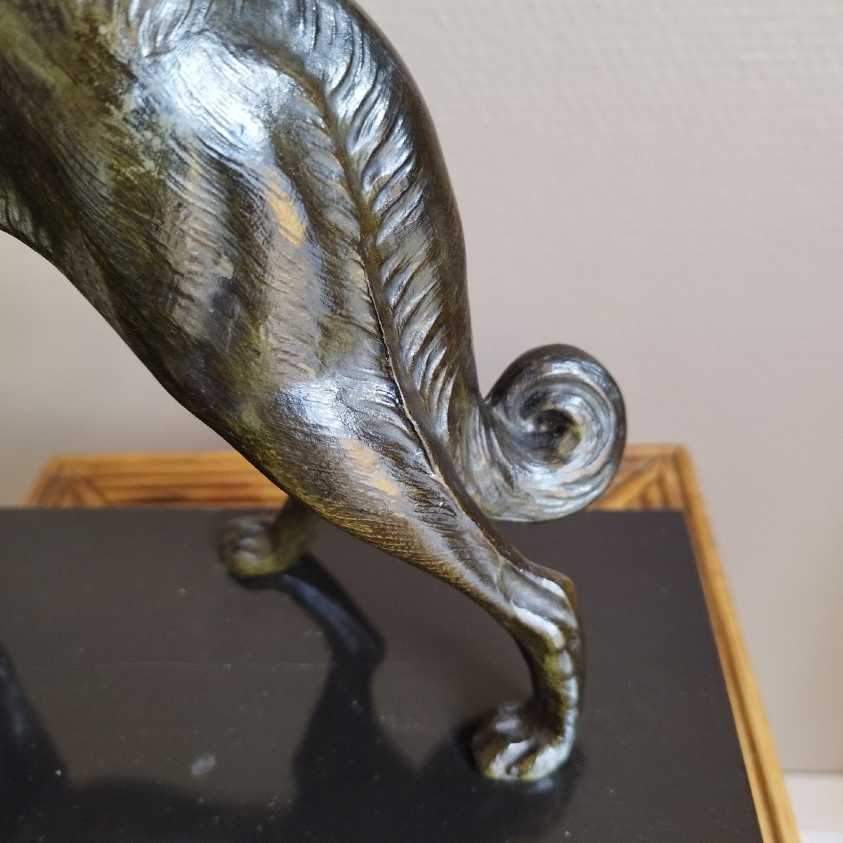 Greyhound Sculpture In Spelter, Signed Carvin-photo-3