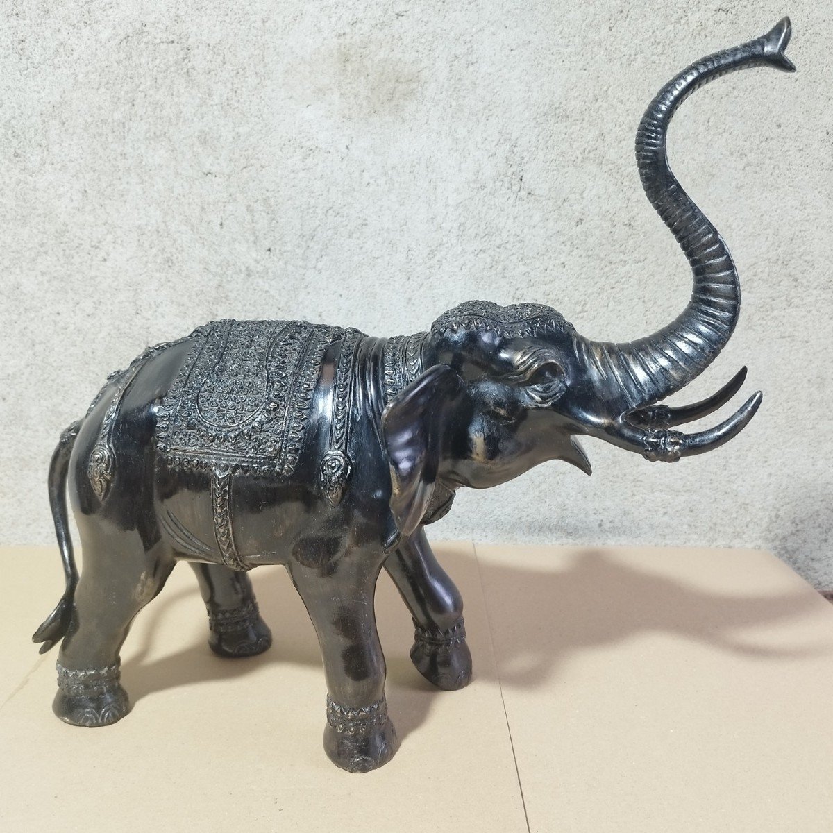 Grand éléphant En Bronze